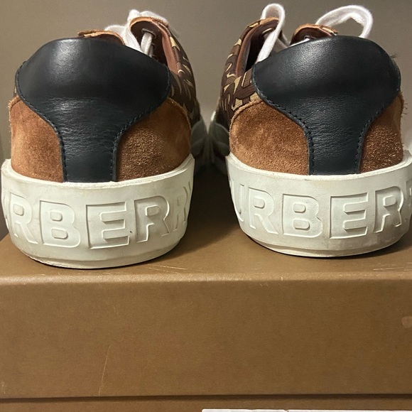 Burberry  Nelson Monogram sneakers - Picture 4 of 6